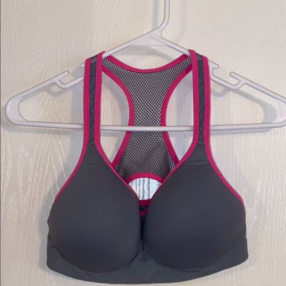 Yoga Pink push up sports bra